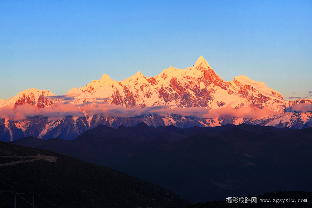 日照金山（南迦巴瓦峰）