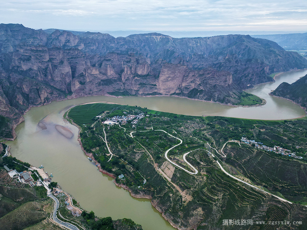 黄河（炳灵寺石窟段）