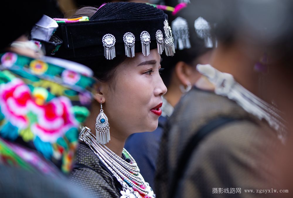 苗家女