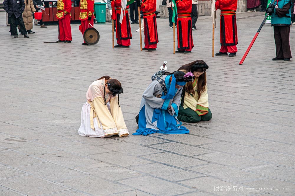《铡美案》组图