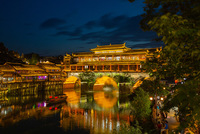 虹桥夜色
