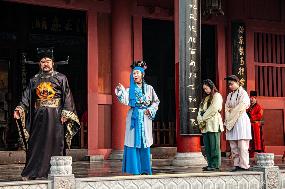 《铡美案》组图