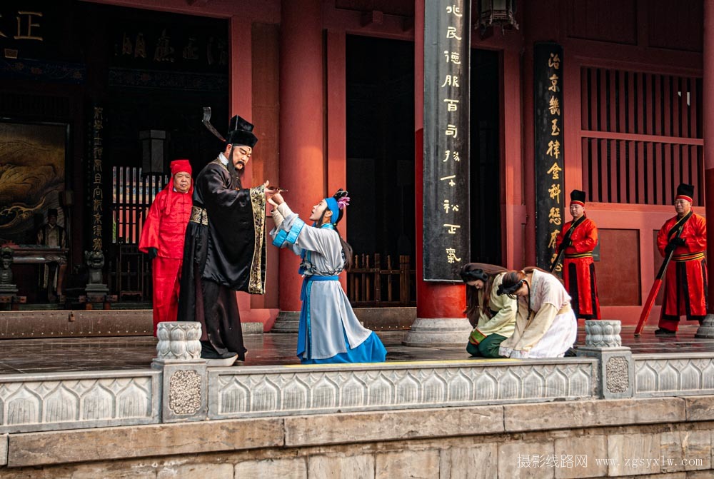 《铡美案》组图