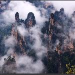 雨雾缥缈天子山
