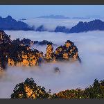 云涛拍异峰