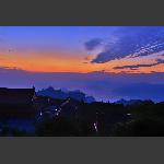 霞映天门山寺