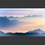 层峦叠嶂