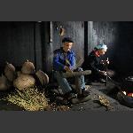 打草鞋