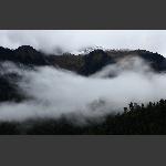 云里雪山
