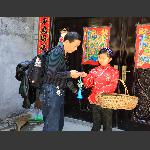  卖 香包的小姑娘