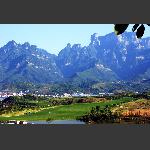 天门山下高尔夫