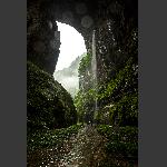 凝似银河落九天