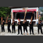 侗族乐手1