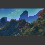 秋映天门