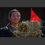 草龙舞者