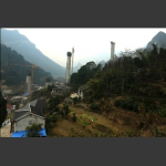 建设中的桥墩
