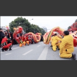 闹春