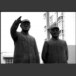 战  友