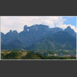 近观天门洞