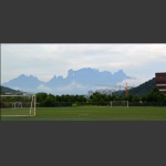 学院远眺天门山
