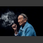 土家老人