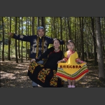 聪明灵泛善歌舞