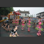 少成若天性。功到自然成。