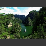 翡翠宝峰湖