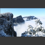 瑞雪洒仙山