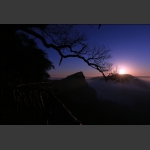 托起夕阳