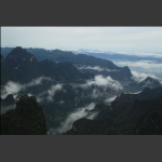 云绕天门山