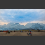 观天门搏击长空