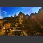 秋日渡仙山 欣然壮且厉