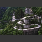山道弯弯