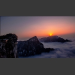 残雪夕照