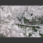 天门山赏雪