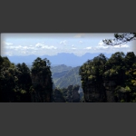 黄石寨远眺天门山