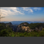 远眺云天渡
