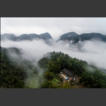峡谷人家