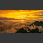 夕阳下的云海