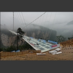 仙山顶上建云桥
