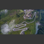 山路弯弯