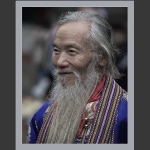 苗族老人