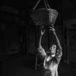 《山村阿婆》