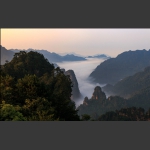 清晨黄石寨