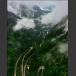 峡谷天路