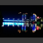 铁城夜色