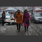 雪中二人行