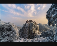 灵毓星峰