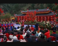《东西南北闹新春》